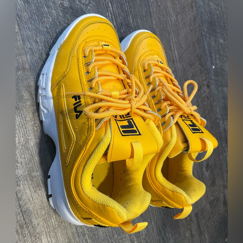Yellow Woman’s Fila Disrupter ll Sneaker